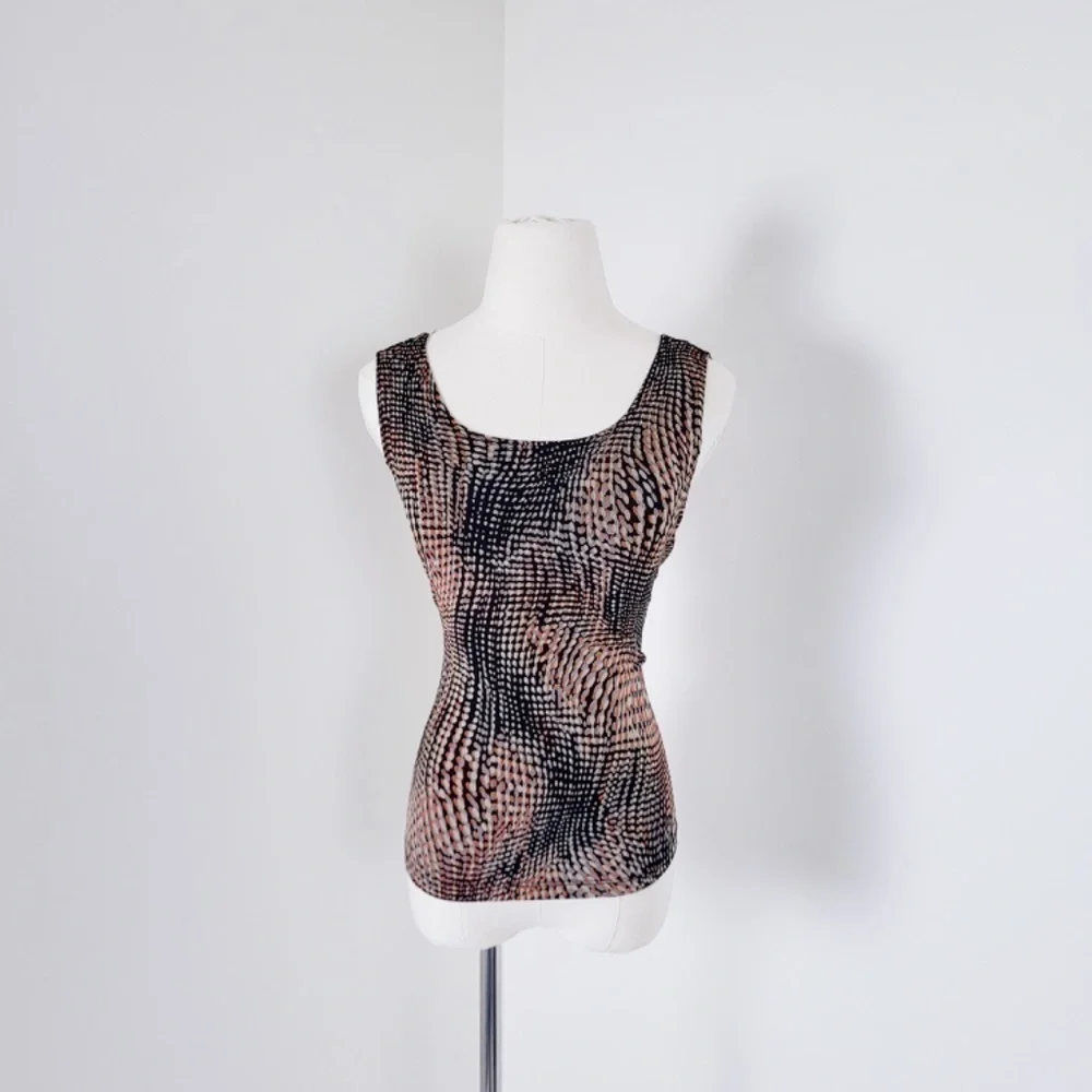FREE W PURCHASE Abstract sleeveless bodycon top cyber print - Picture 2 of 10